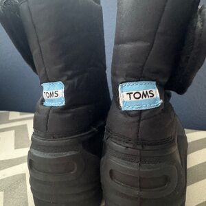 TOMS Black Winter Boots Size 10